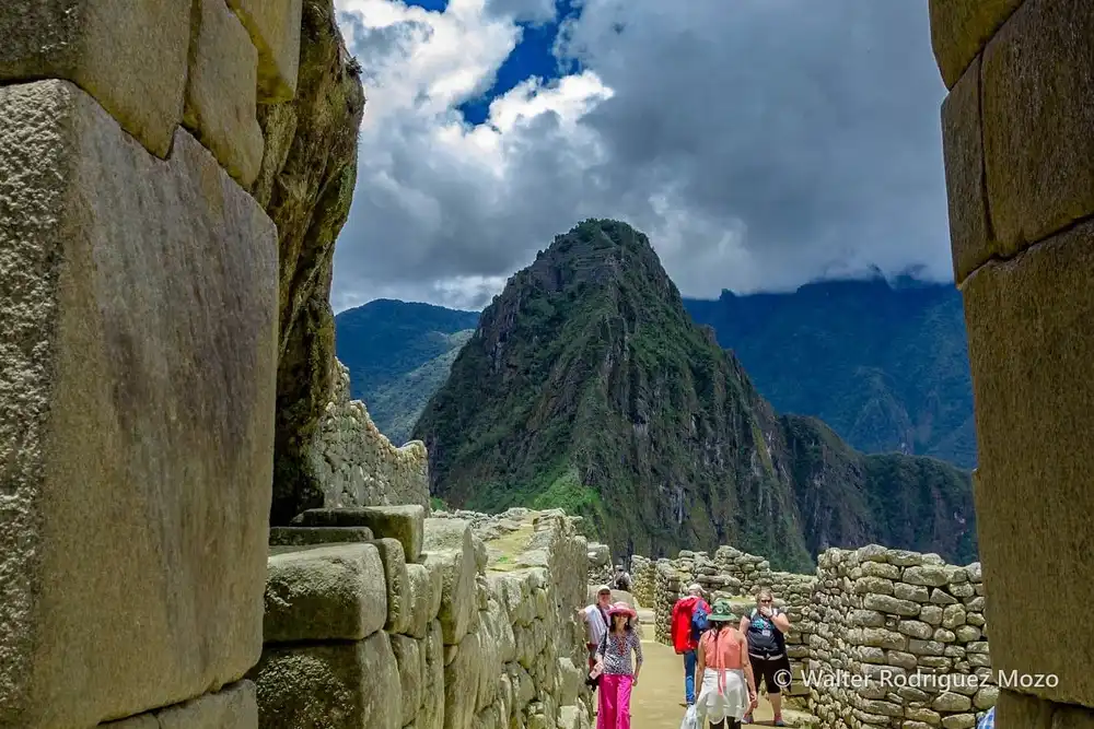 Huayna Picchu framed by an Inca doorway.